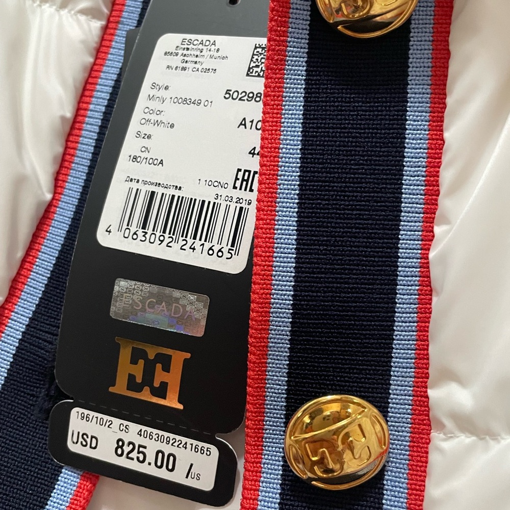 Escada Quilted down Jacket with Navy and Red Trim - Picture 6 of 16